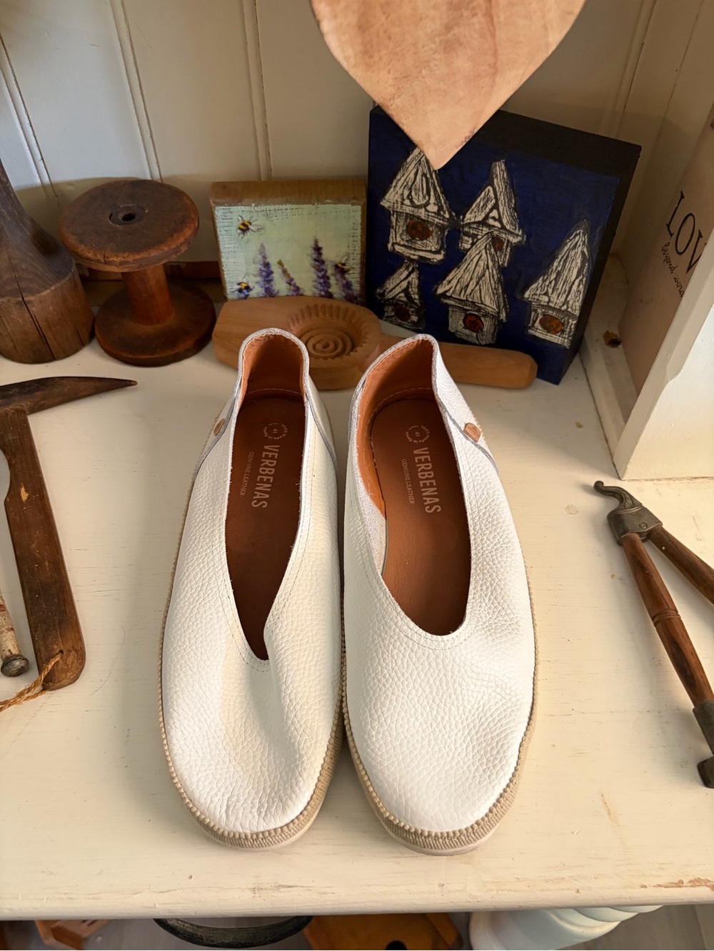 Verbenas Women's White Leather Slip-On Espadrilles